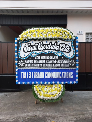 Papan Bunga Duka di Pulutan